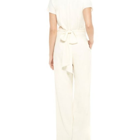 GAL MEETS GLAM WHITE JUMPSUIT NWT❣ - Picture 3 of 7